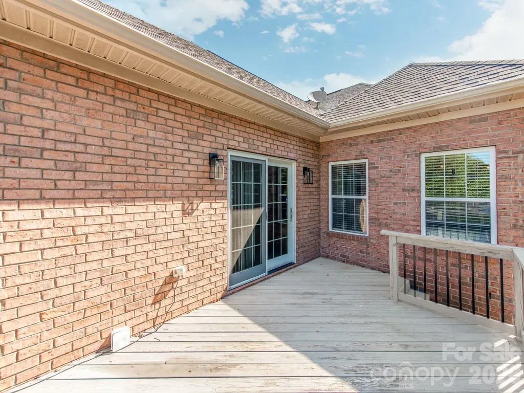 783 Sloan Street Denver NC 28037
