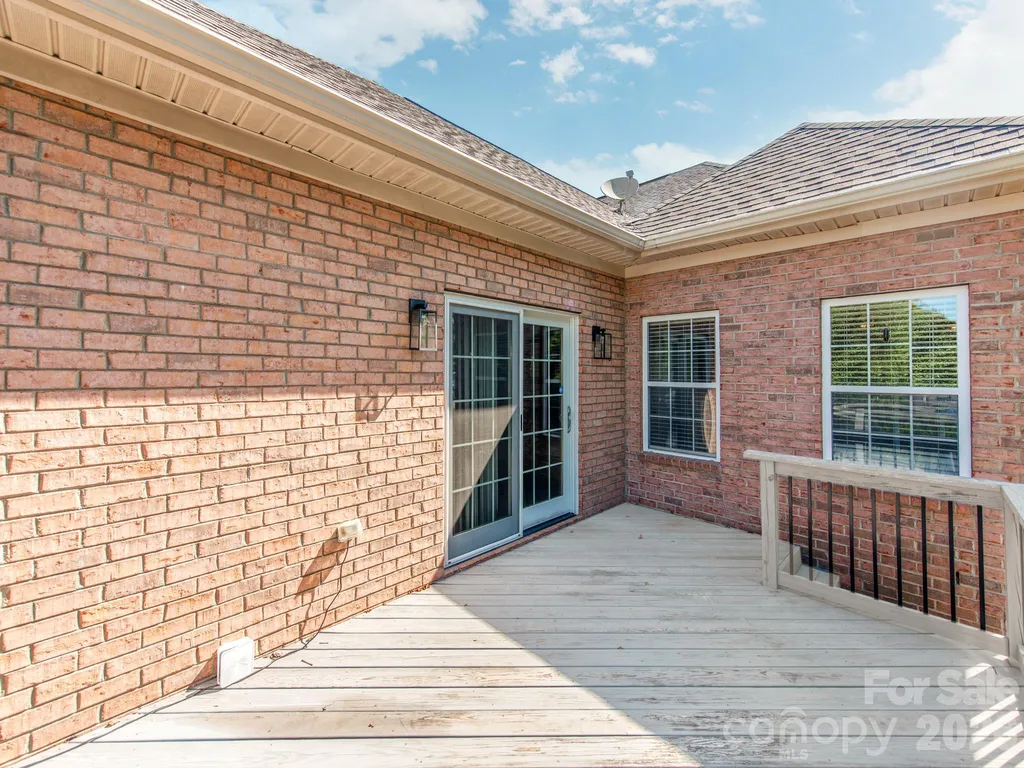 783 Sloan Street Denver NC 28037