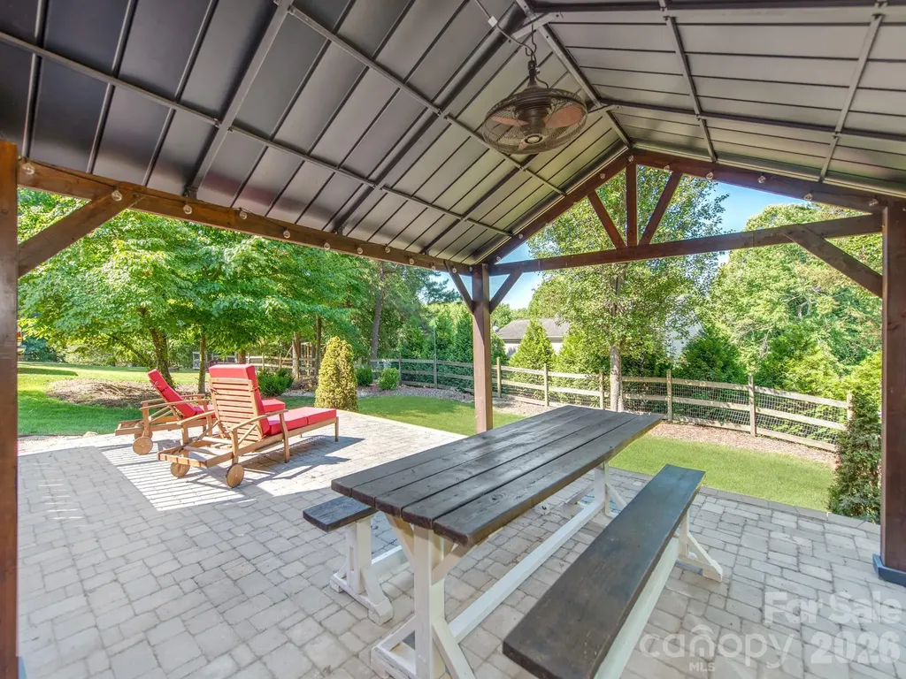 783 Sloan Street Denver NC 28037