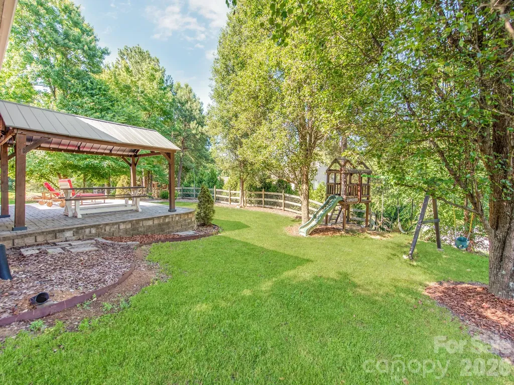 783 Sloan Street Denver NC 28037
