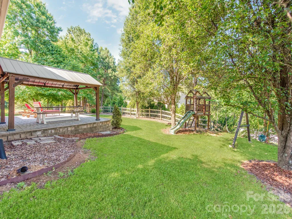 783 Sloan Street Denver NC 28037