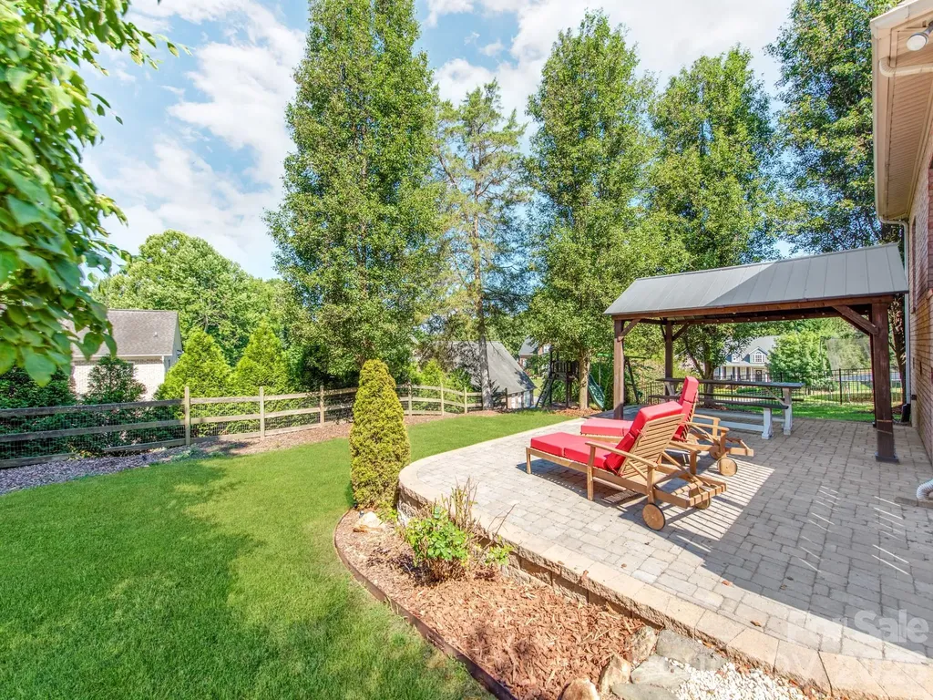 783 Sloan Street Denver NC 28037