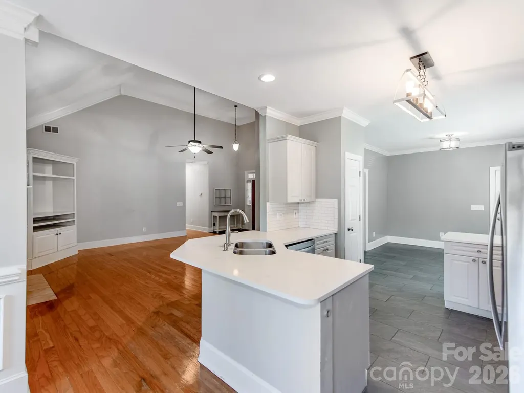 783 Sloan Street Denver NC 28037
