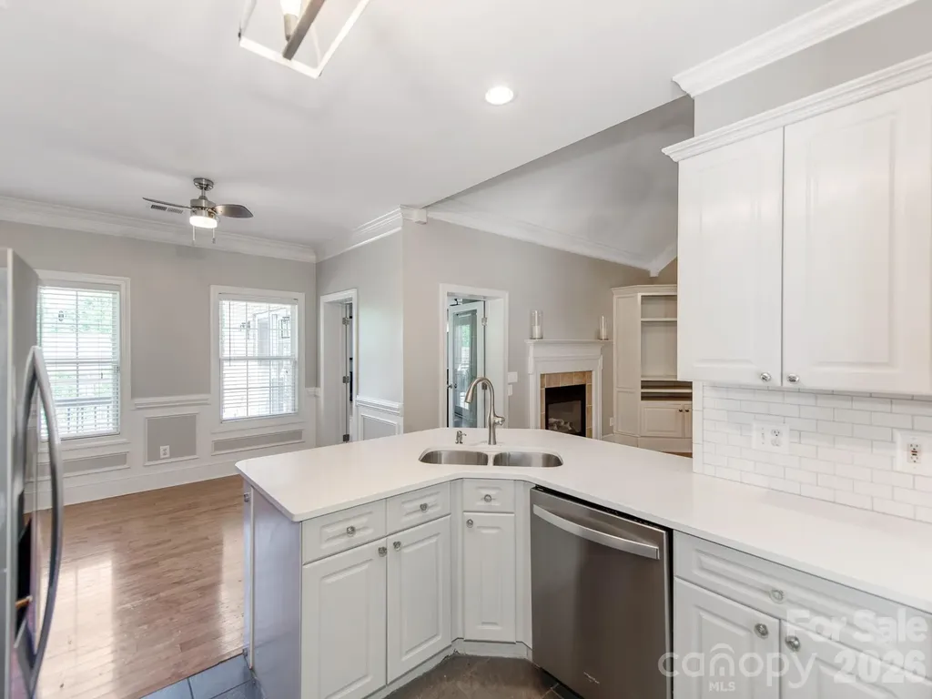 783 Sloan Street Denver NC 28037