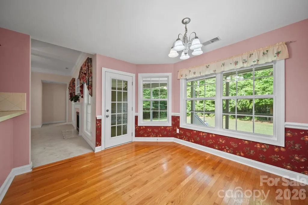 1042 Marguerite Drive Lowell NC 28098