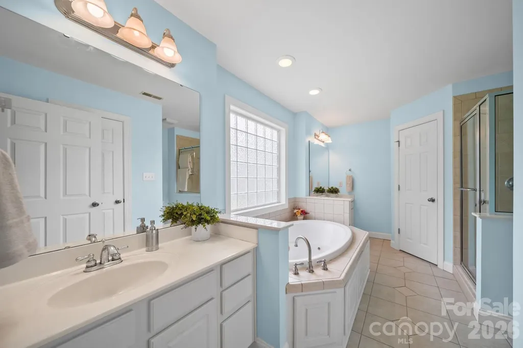 1042 Marguerite Drive Lowell NC 28098