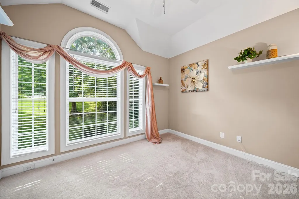 1042 Marguerite Drive Lowell NC 28098