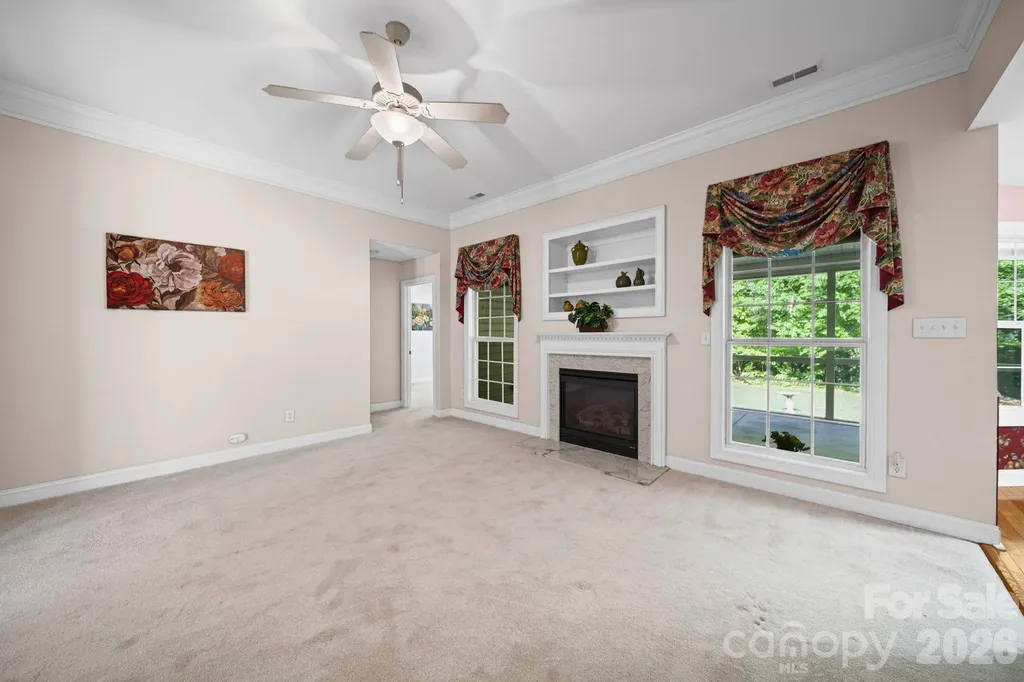 1042 Marguerite Drive Lowell NC 28098
