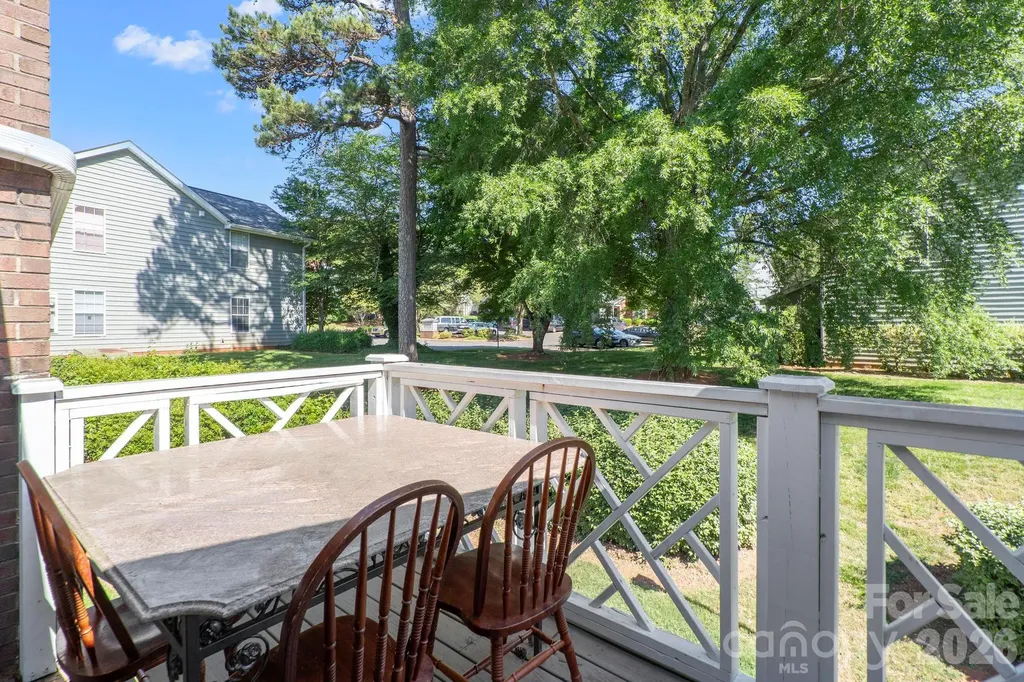 2834 Iron Gate Lane Charlotte NC 28212