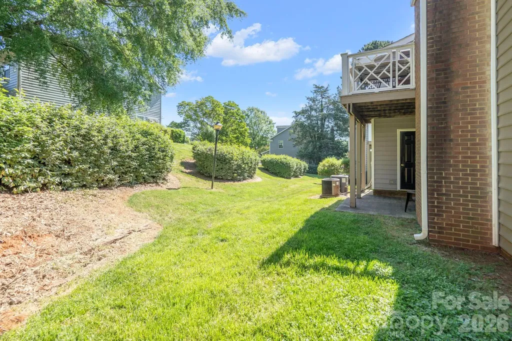 2834 Iron Gate Lane Charlotte NC 28212