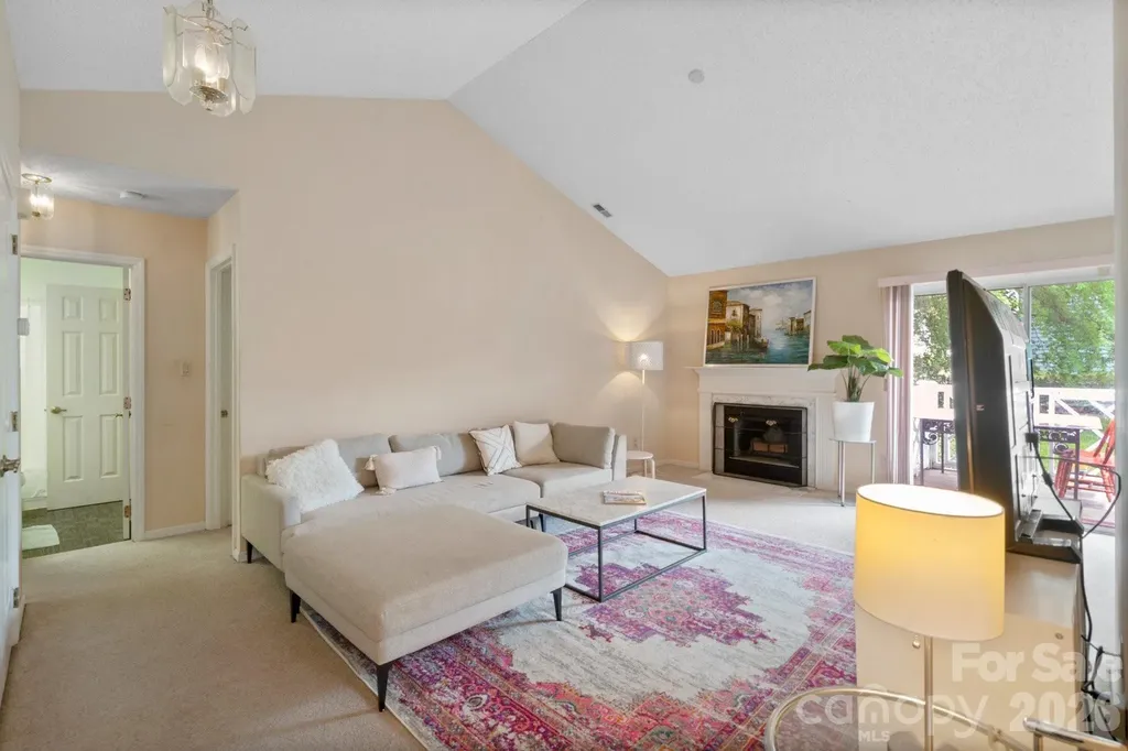 2834 Iron Gate Lane Charlotte NC 28212