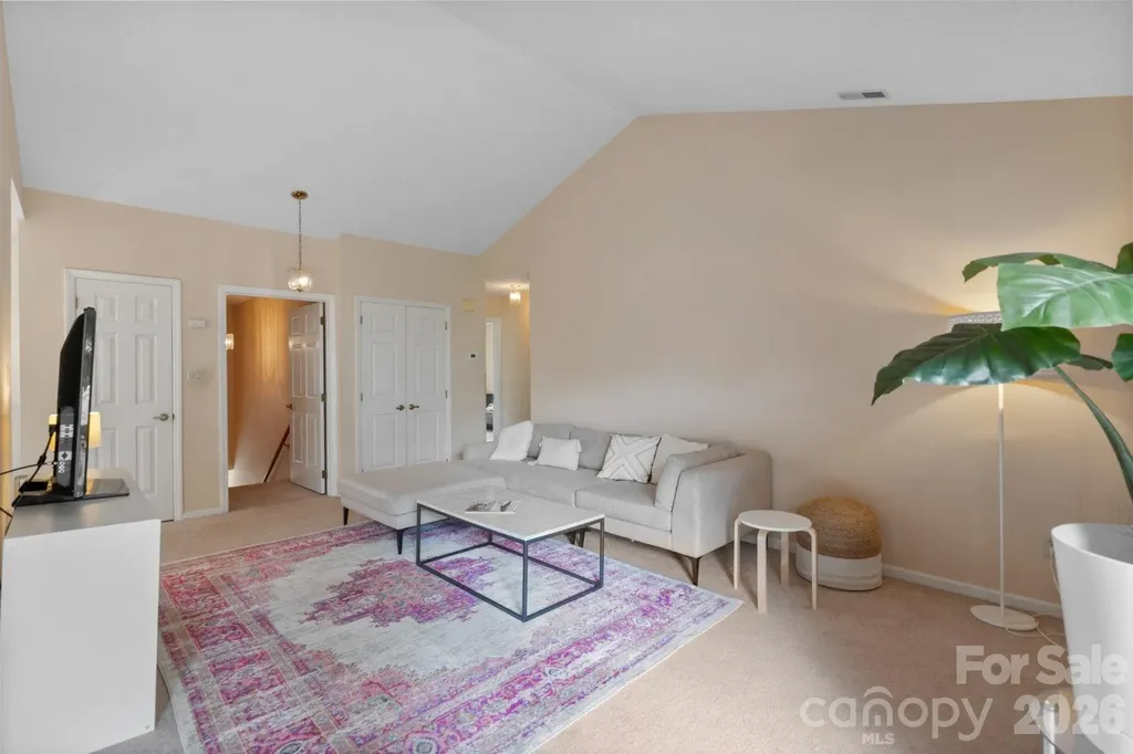 2834 Iron Gate Lane Charlotte NC 28212