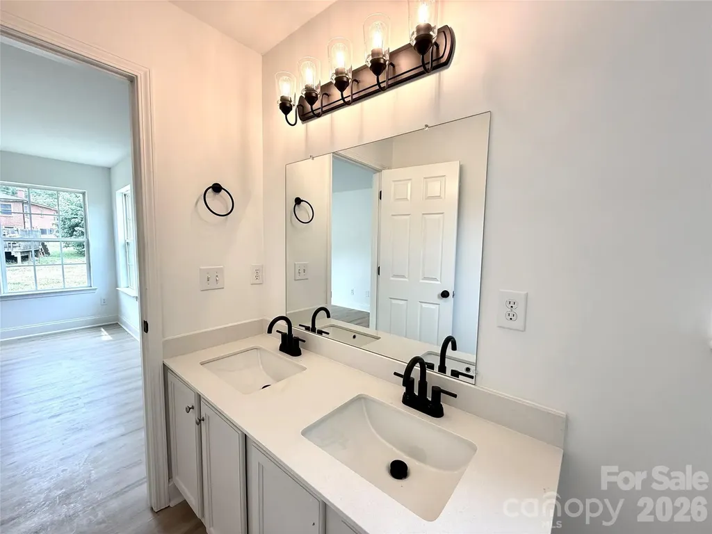 121 S Beaver Street Landis NC 28088