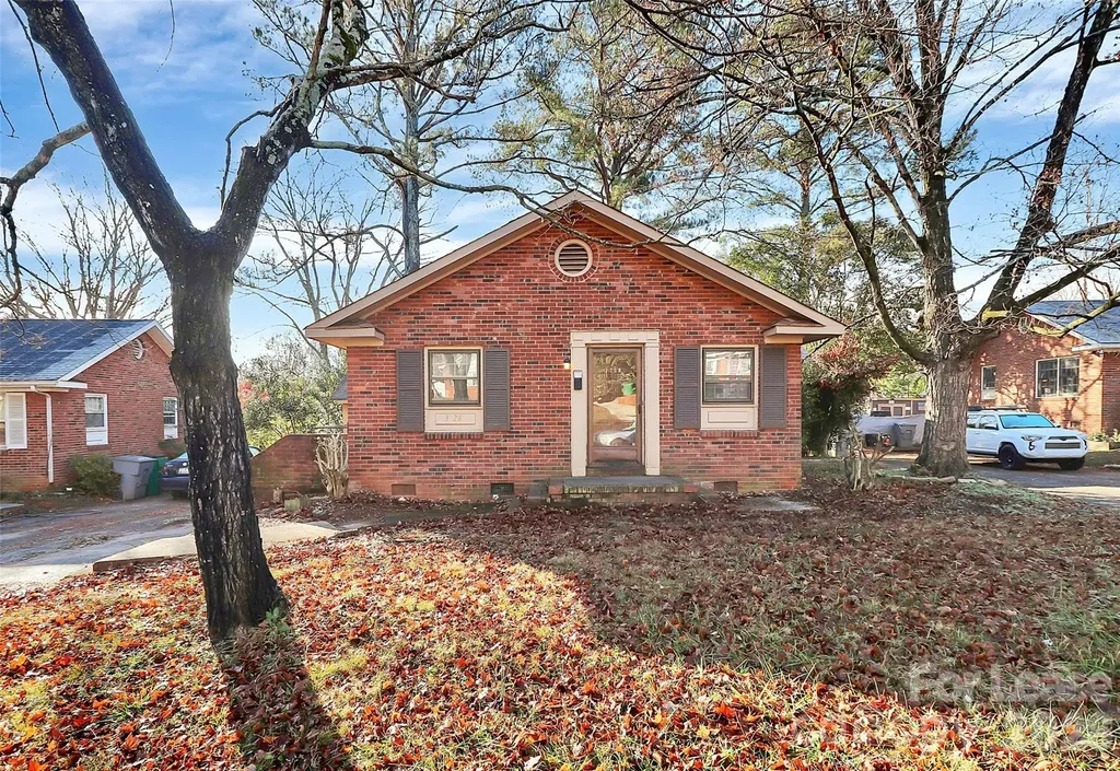 3728 Dresden Drive Charlotte NC 28205