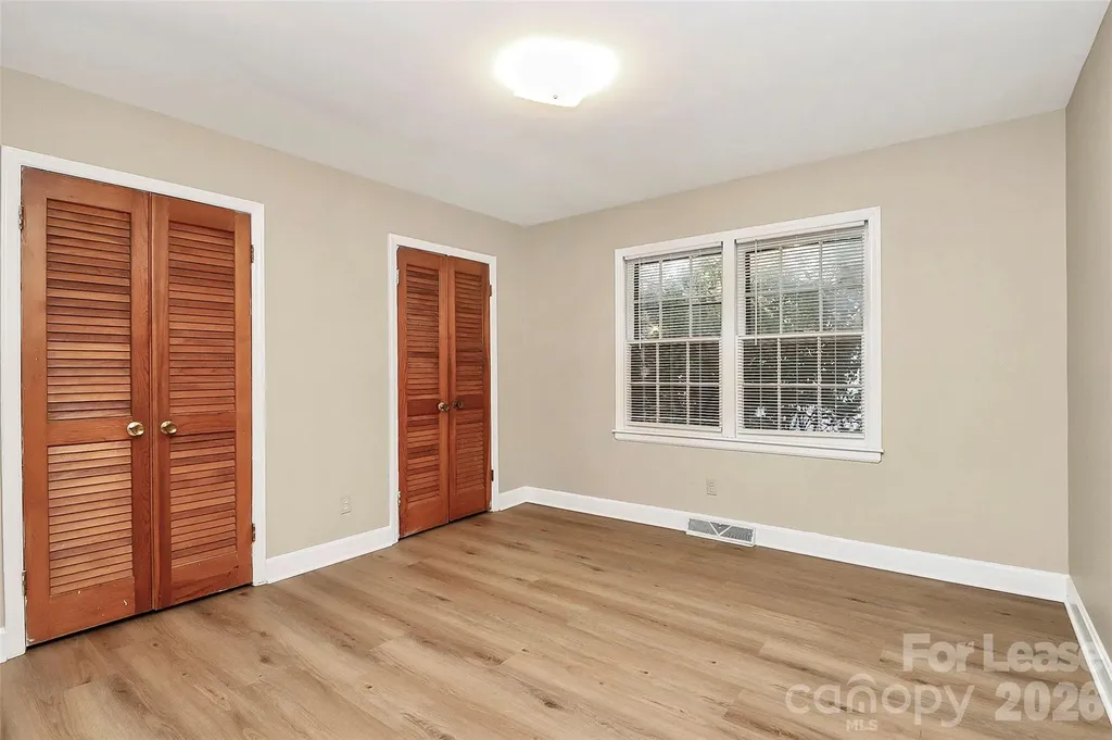 3728 Dresden Drive Charlotte NC 28205