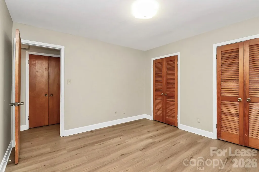 3728 Dresden Drive Charlotte NC 28205