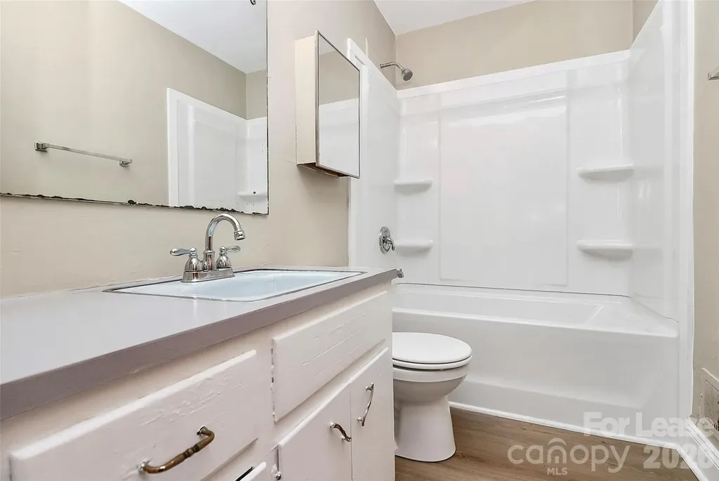 3728 Dresden Drive Charlotte NC 28205