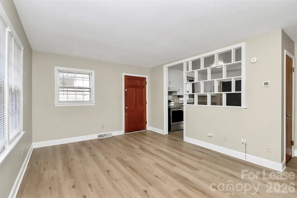 3728 Dresden Drive Charlotte NC 28205