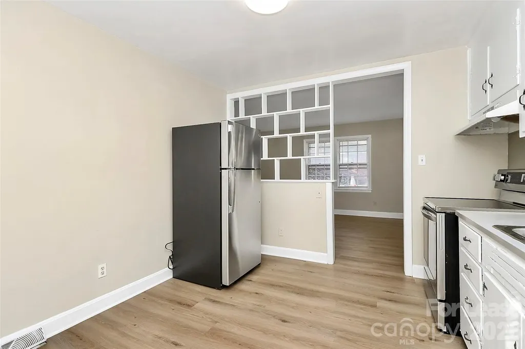 3728 Dresden Drive Charlotte NC 28205