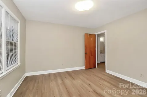 3728 Dresden Drive Charlotte NC 28205