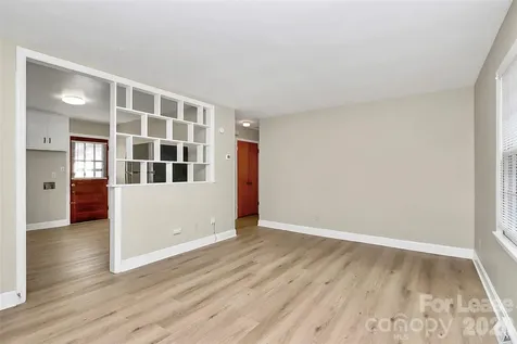 3728 Dresden Drive Charlotte NC 28205