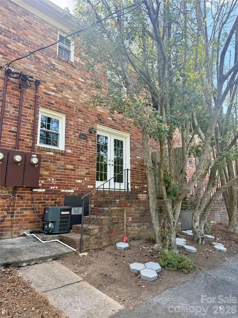 4333 Hathaway Street Charlotte NC 28211