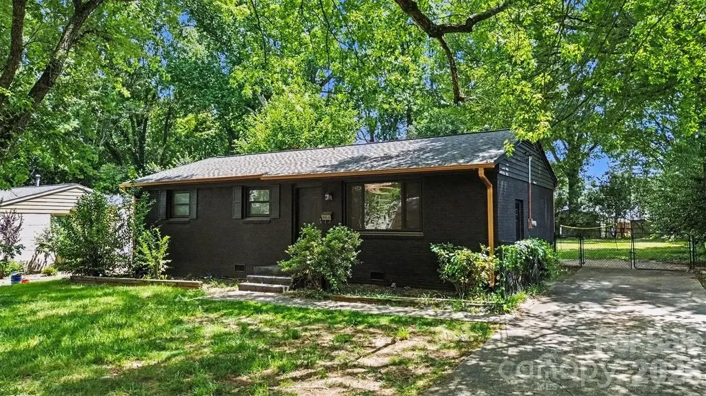 2616 Springway Drive Charlotte NC 28205
