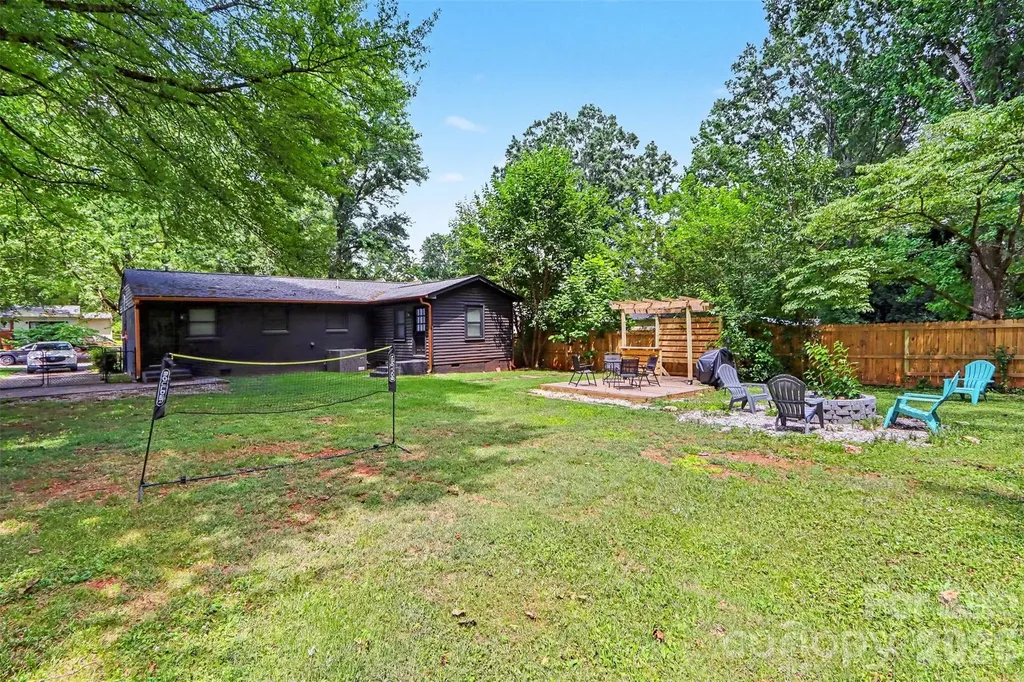2616 Springway Drive Charlotte NC 28205
