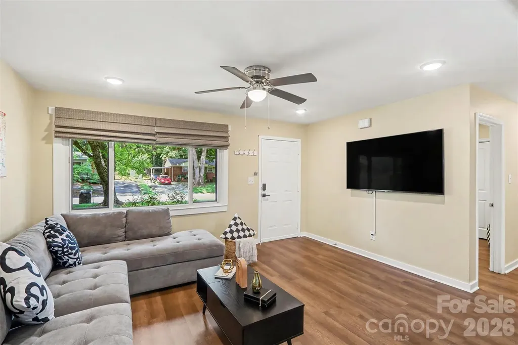 2616 Springway Drive Charlotte NC 28205