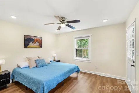 2616 Springway Drive Charlotte NC 28205