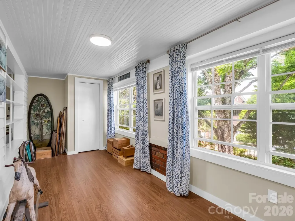 23 Sunset Drive Black Mountain NC 28711