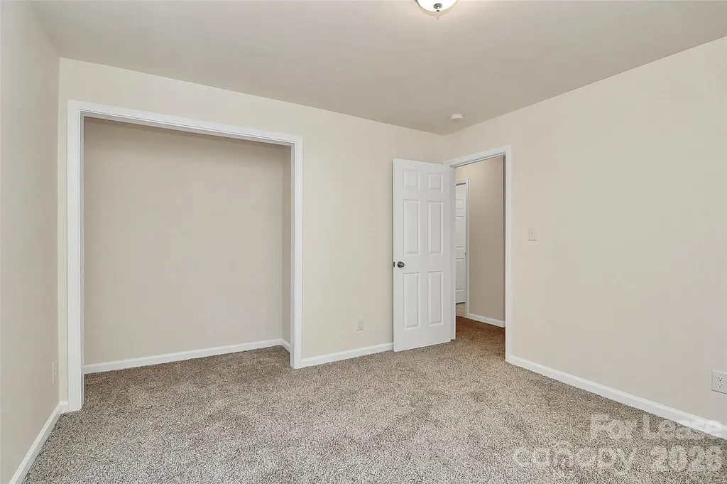 518 Echodale Drive Charlotte NC 28217