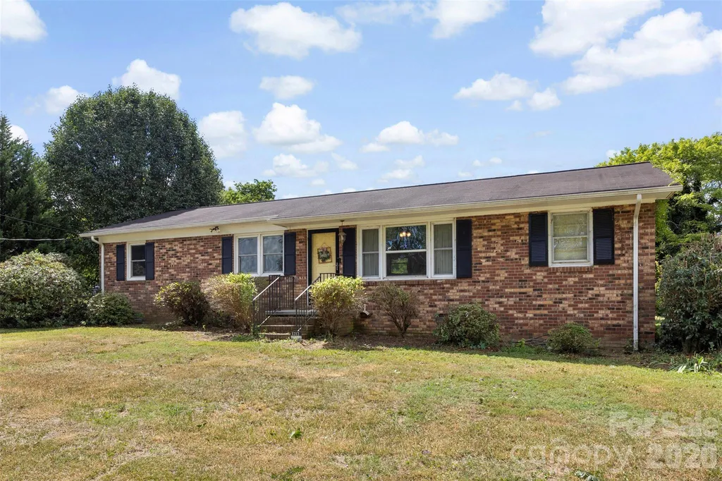 1212 New Prospect Church Road Shelby NC 28150