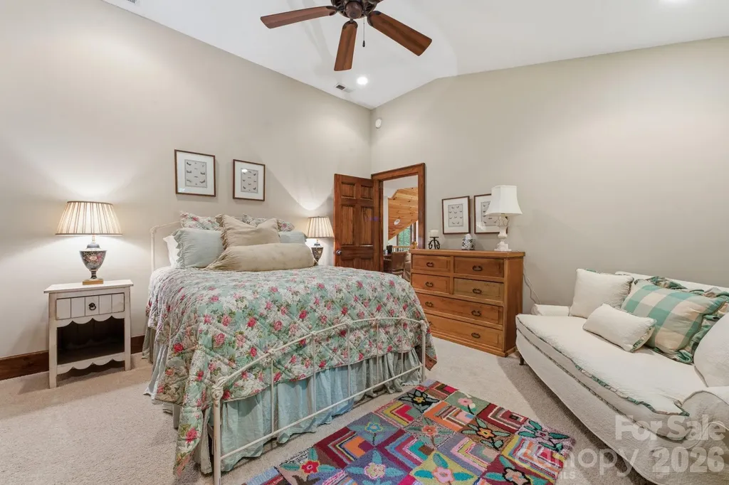 185 Songcatcher Court Tuckasegee NC 28783