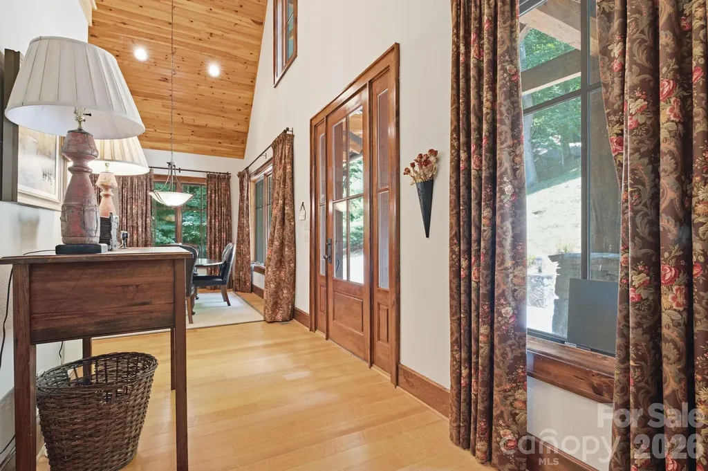 185 Songcatcher Court Tuckasegee NC 28783