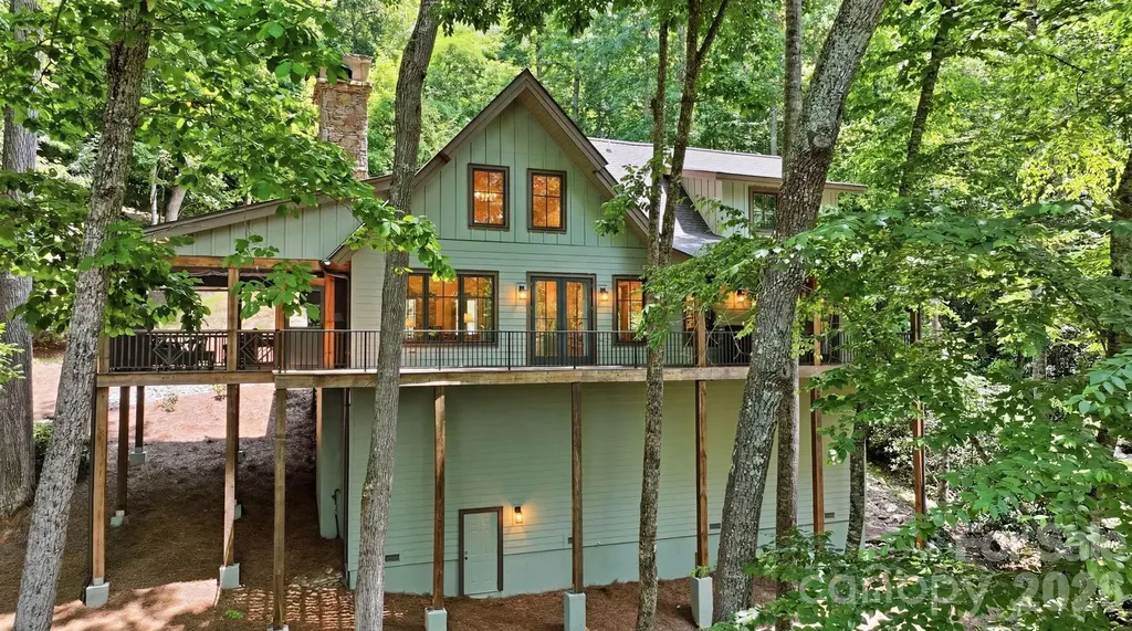 185 Songcatcher Court Tuckasegee NC 28783