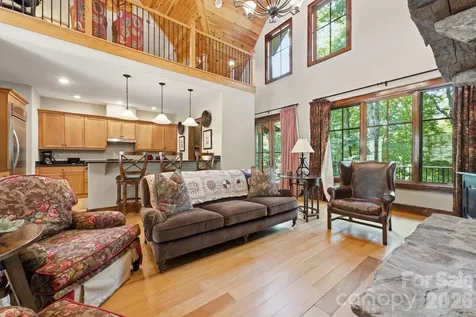 185 Songcatcher Court Tuckasegee NC 28783
