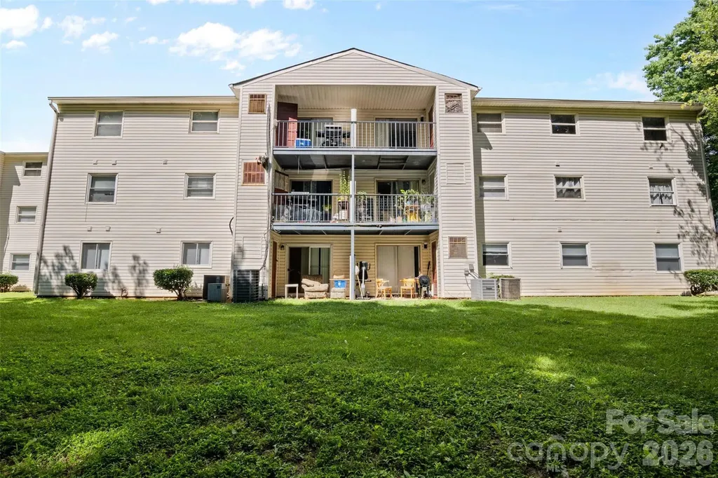 7984 Shady Oak Trail Charlotte NC 28210
