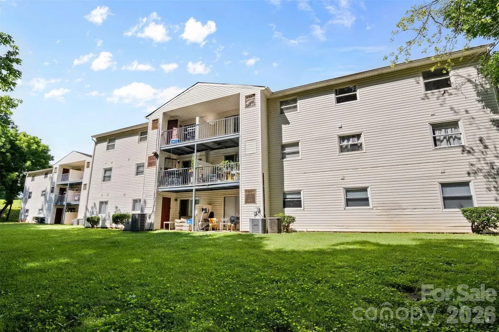 7984 Shady Oak Trail Charlotte NC 28210