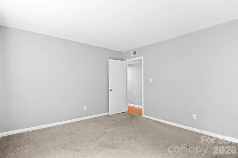 7984 Shady Oak Trail Charlotte NC 28210