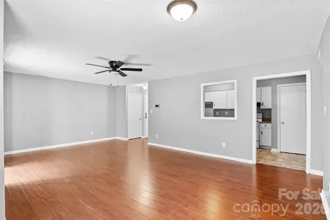 7984 Shady Oak Trail Charlotte NC 28210