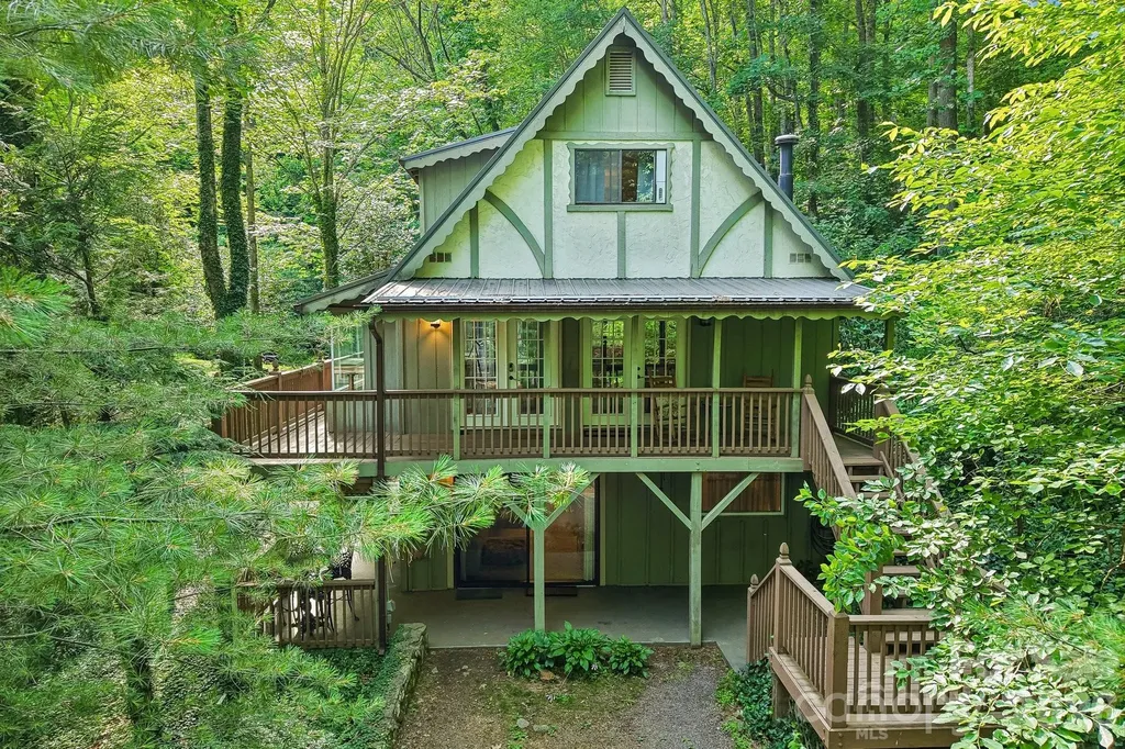 21 Christy Lane Maggie Valley NC 28751