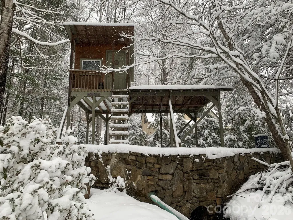 21 Christy Lane Maggie Valley NC 28751
