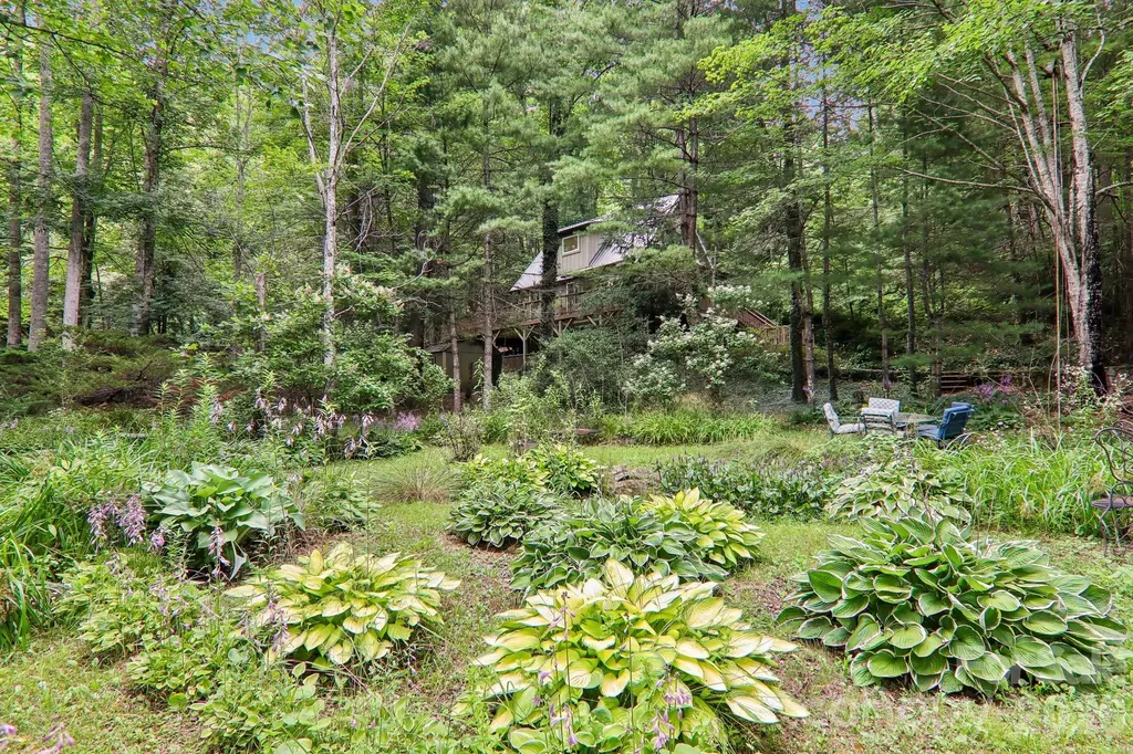 21 Christy Lane Maggie Valley NC 28751