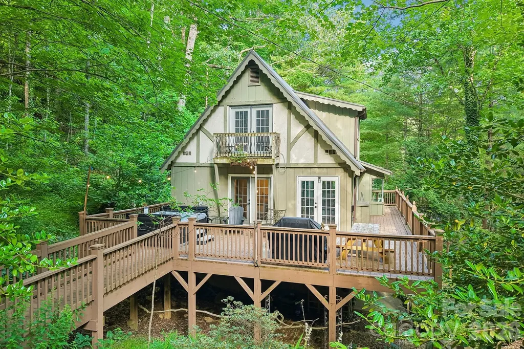 21 Christy Lane Maggie Valley NC 28751