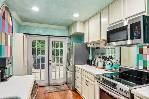 21 Christy Lane Maggie Valley NC 28751