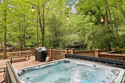 21 Christy Lane Maggie Valley NC 28751