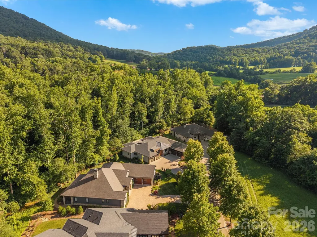 26 Whispering Bells Court Arden NC 28704