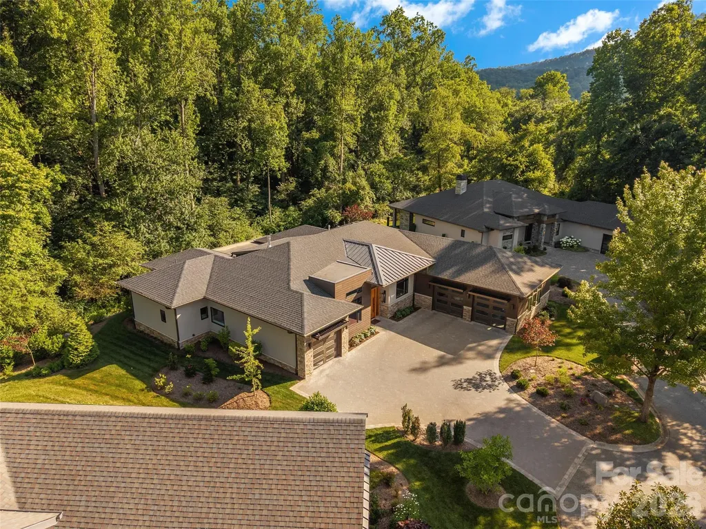 26 Whispering Bells Court Arden NC 28704