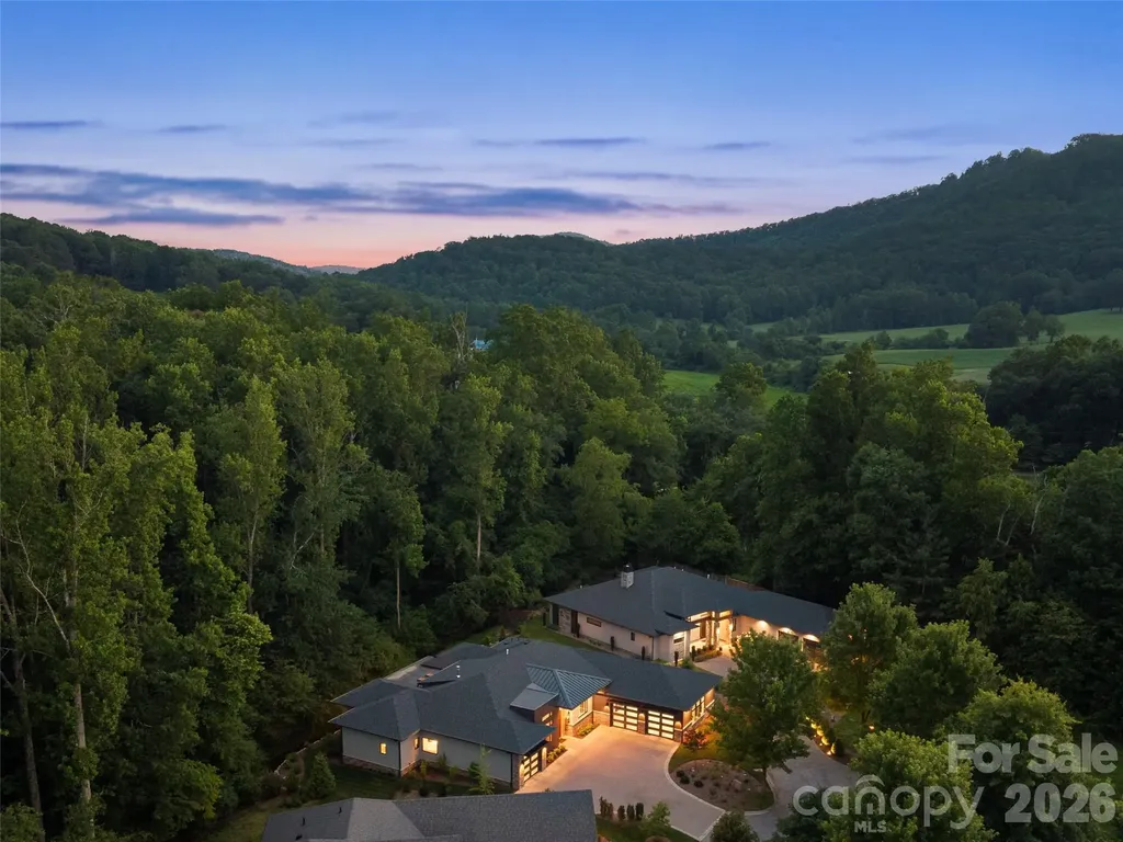 26 Whispering Bells Court Arden NC 28704